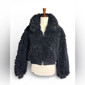 NWT Urban Outfitters Black Fuzzy Teddy Jacket Size XS C1